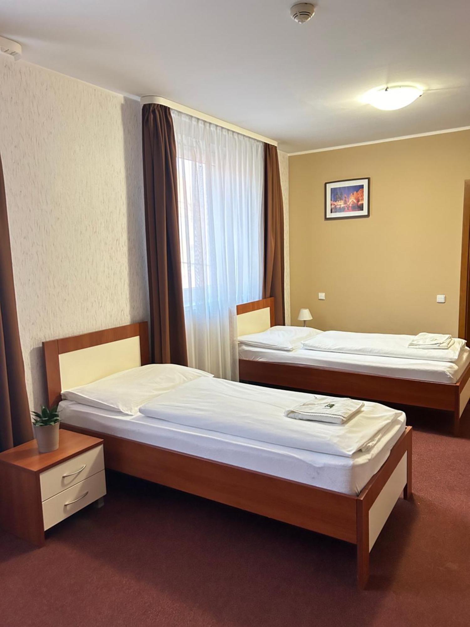 Hotel 21 Bratislava Exterior foto